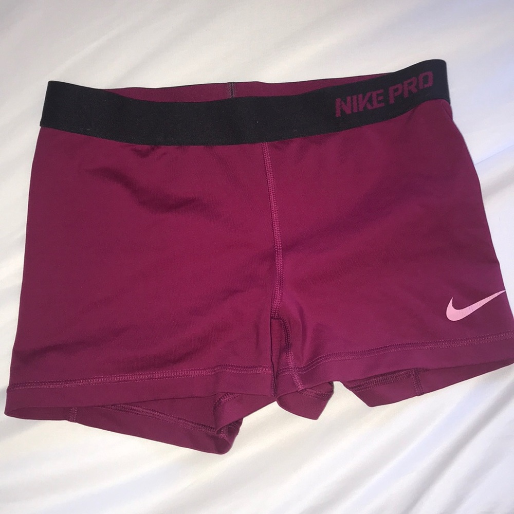 Nike pro